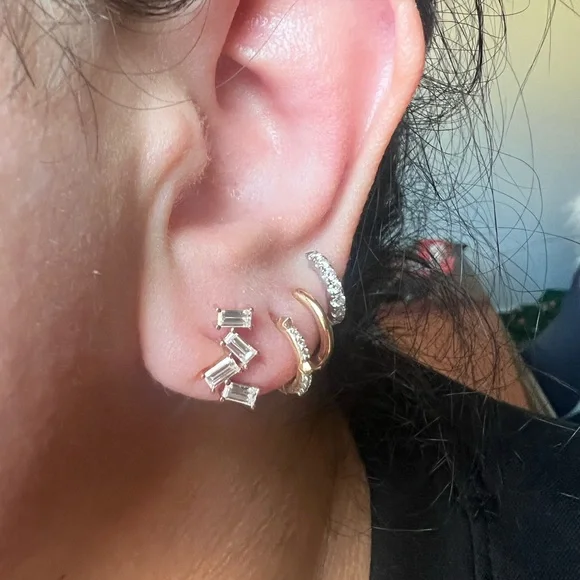 EUC Charles & Colvard 14K Rose Gold Moissanite Baguette Studs - Picture 4 of 4